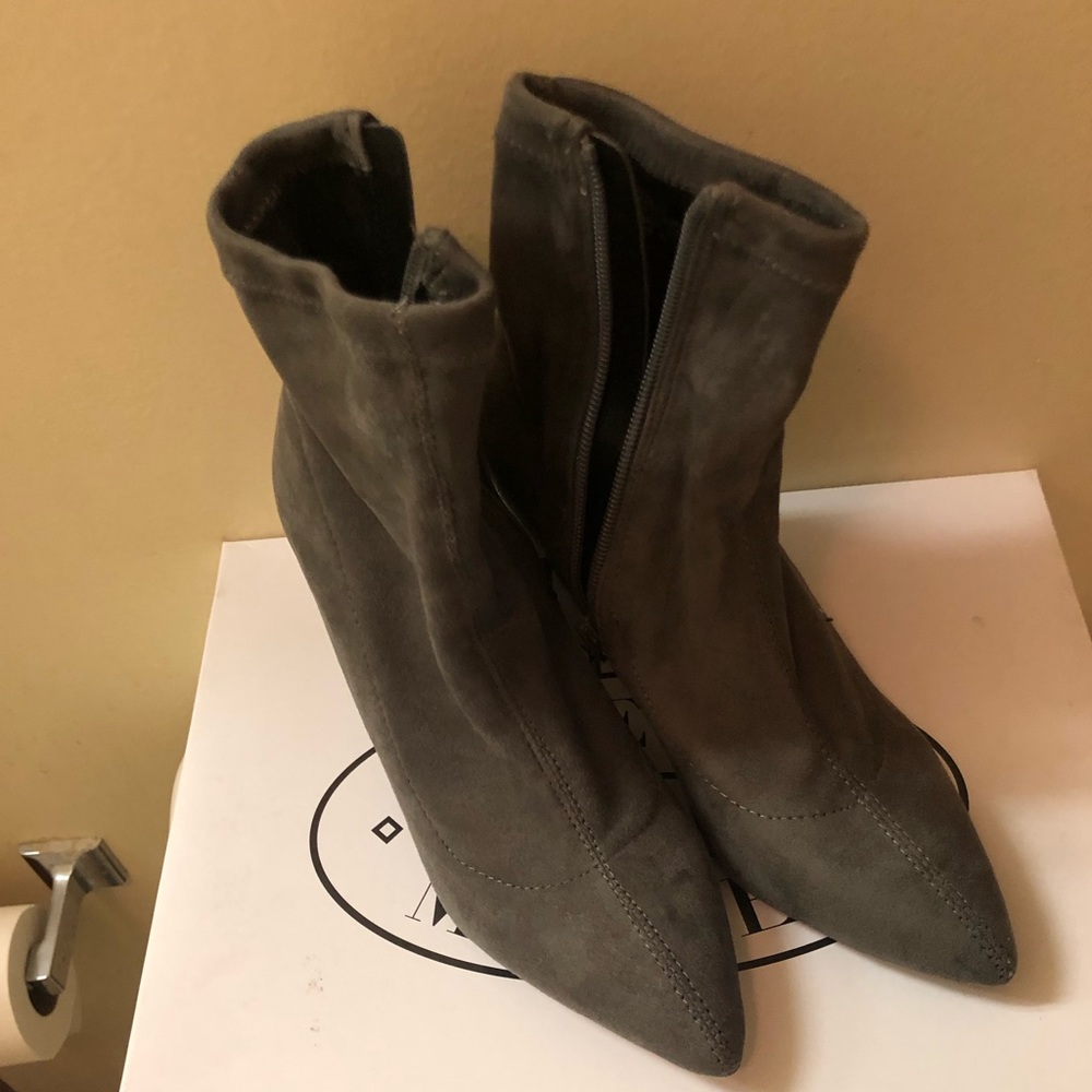 $15/$30 Bundle Steve Madden Lolli Gray booties